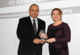 “Engelsiz Hizmet Kalite Ödülü” “2016 Engelli Dostları Ödülü”