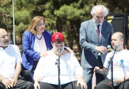 Engelsiz Yaşam Merkezi’nde Gençlik Festivali düzenlendi