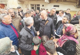 Enkaz kaldırma ve sel felaketinden kurtarma çalışmaları yapıyoruz