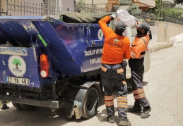 Enkaz ve tadilat atıkları bertaraf ediliyor