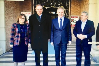 Entegrasyon politikalarını yerinde görmek istedim