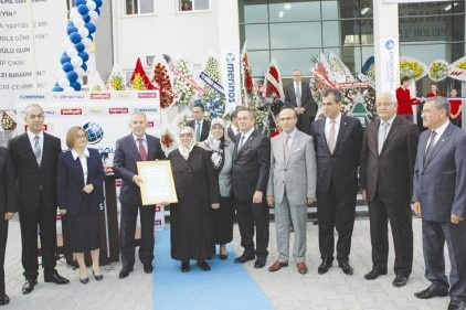 Erdemoğlu Mesleki ve Teknik Anadolu Lisesi eğitime kapılarını açtı