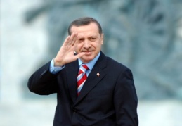 Erdoğan, bakan yapmadı ama gönül aldı