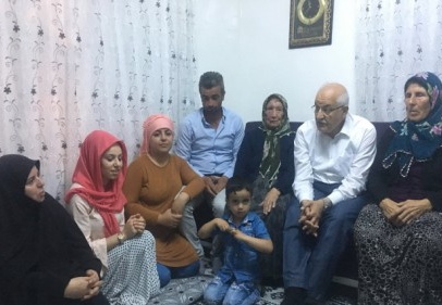 Erdoğan, çat kapı geziyor
