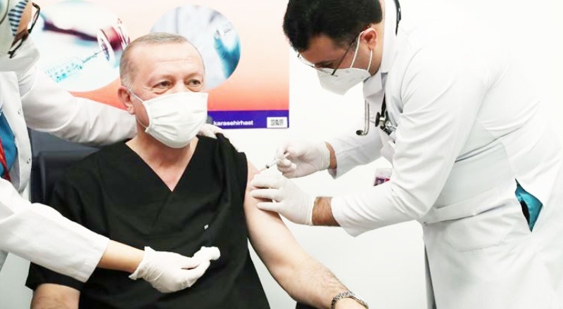 Erdoğan ikinci doz koronavirüs aşısını yaptırdı
