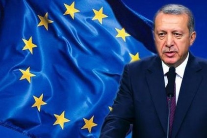 “Erdoğan, Kalabalık tarafından bir rock yıldızı olarak karşılandı”