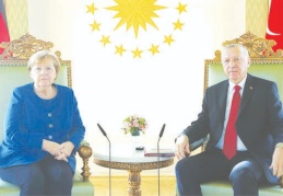 Erdoğan, Merkel ile Doğu Akdeniz'i konuştu