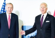 Erdoğan ve Biden görüşmesini değerlendiren Emekli Büyükelçi Selim Yenel ve eski Washington Büyükelçisi Namık Tan, sorunların çözümünde bir ilerleme kaydedildiğini düşünmediklerini belirtti.