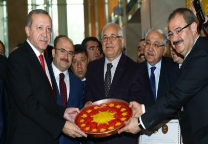 Erdoğan’a, ikinci kez baklava sürprizi yapıldı