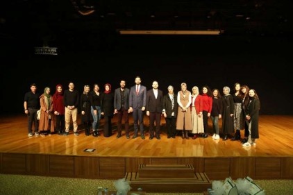 Ergenlik, tüm detaylarıyla ele alındı 