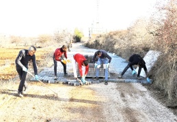 Erikli Mahallesi’nin tüm yolları kilitli parke taşı ile döşendi