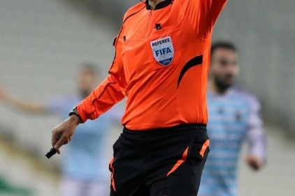 Erkan Özdamar düdük çalacak