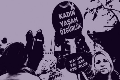 Erkekler Nisan&#039;da 20 kadın öldürdü 