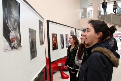 ''Erkeklik İstisnai Bir Durumdur'' fotoğraf sergisi açıldı