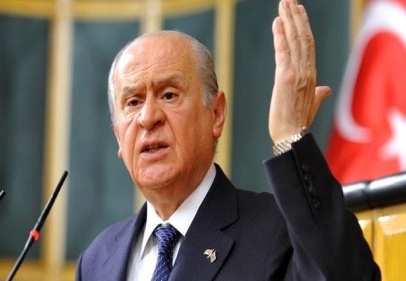 Erken seçimin fitilini ateşledi
