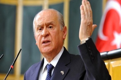 Erken seçimin fitilini ateşledi