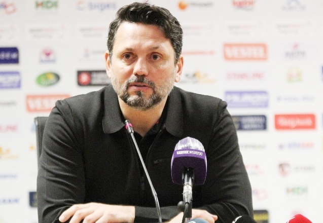 Erol Bulut: "Çalıştıklarımızı sahada iyi sergileyerek hak ettiğimiz 3 puanı aldık"