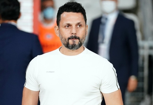 Erol Bulut: “Kendi elimizle maçı Altay’a hediye ettik”