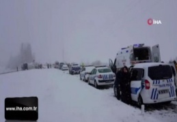 Erzincan'da yolcu otobüsü devrildi: 46 yaralı