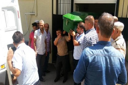 Eşekten düşen yaşlı adam öldü