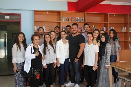 Esentepe Köyü Esentepe Ortaokulu&#8217;nun Kütüphanesi yeniden düzenlendi