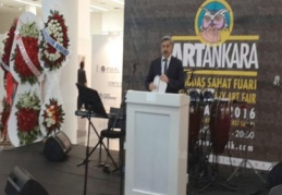 Eserlerini Ankaralı sanat çevreleri ile buluşturdu