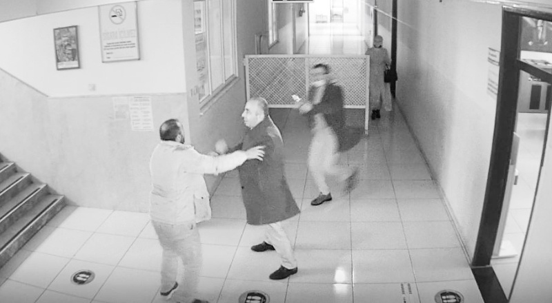 “Eşime küfredildi” deyip lisede dehşet saçan sanığın 20 yıla kadar hapsi istendi