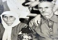 Eşini kaybedince hayatın içine daldı