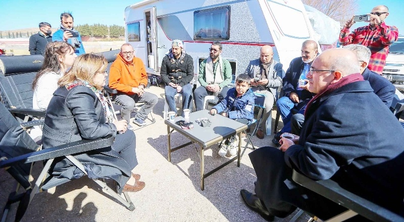 Eski Devlet Bakanı Şimşek: “Şahin’in küresel vizyonunu şehre çok büyük ödüller getirdi”
