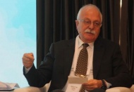 Eski Turizm Bakanı Yücel: İnsanların günübirlik gelişlerini turizm başarısı gibi sunmak doğru değil