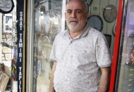 Esnaf, ayakta durmak için varını yoğunu sattı