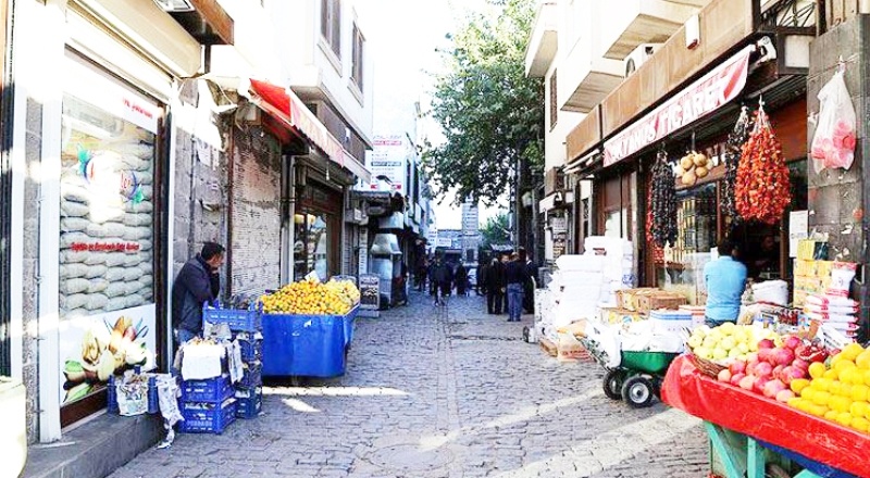 Esnaf banka kredileri ile günü kurtarıyor