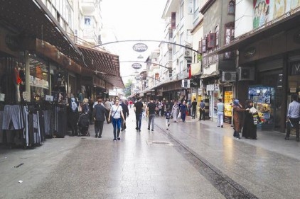 Esnaf bayram arifesine kilitlendi 