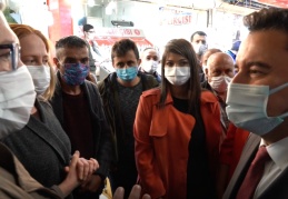 Esnaf: Dolar yükseldikçe biz batıyoruz