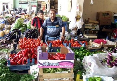 Esnaf durgunluktan yakınıyor vatandaş “pahalı” diyor