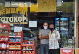 Esnaf, günde 50-60 kişiye 1 lira karşılığı HES kodu satıyor