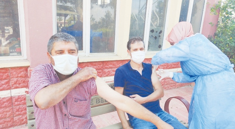 Esnaf ve sanayi çalışanları aşılanıyor