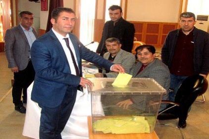 Esnaf yine Karakuş’u seçti
