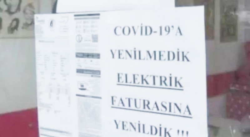 Esnaf, zamlı elektrik faturalarını camlara asmaya başladı