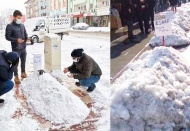 Esnafa mezar yapıp, dua okudular