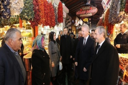 Esnafı ziyaret ettiler
