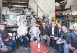 Esnafı ziyaret ettiler 