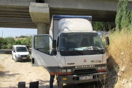 Esrarengiz kamyonetin sırrı bulunamadı