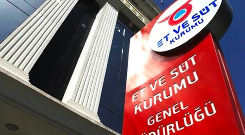 Et depolama dosyasında adı geçen isim görevden alındı: Pakdemirli’den sonra “akrabası” da gitti