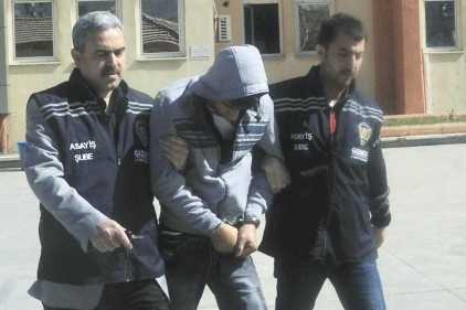 Etekli hırsız güvenlik kamerasınca kaydedildi 