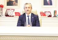 Etkili sağlık hizmeti, doktorlarımıza ve sağlık çalışanlarımıza düşüyor