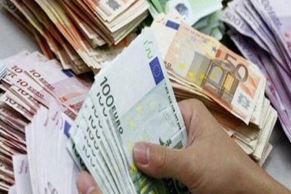 Euro yerlerde sürünüyor