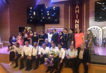 Ev hanımları eski gelenekleri canlandırdı