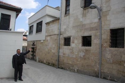 Ev kiraları 200 liradan 800 liraya yükseldi