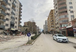 Ev ve kirada fahiş ücrete beş gözaltı